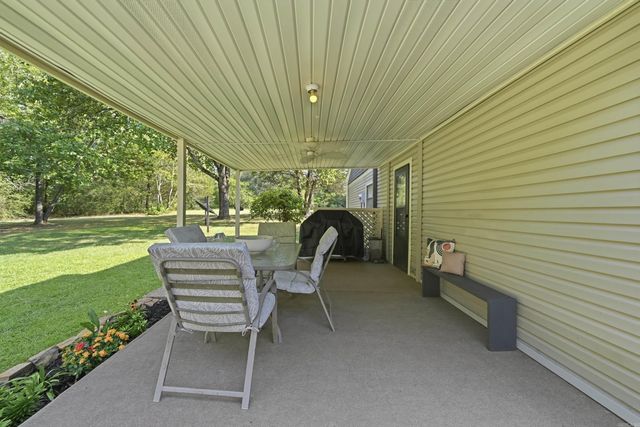 12 Ball Hill Dr Drive, Greenbrier, AR 72058