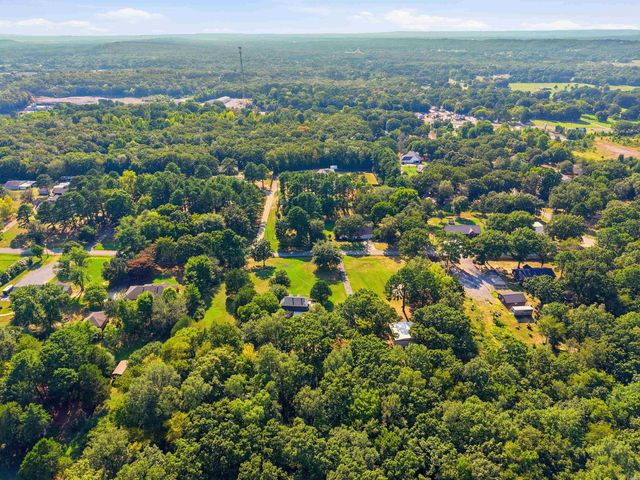 12 Ball Hill Dr Drive, Greenbrier, AR 72058