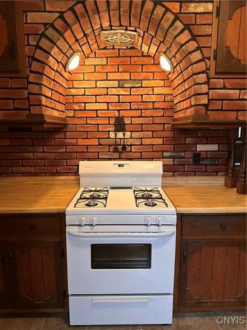 3483 bishop, Madison, NY 13402