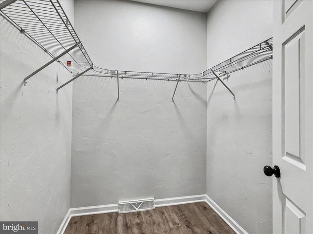 1903 WOODLAND RD, York, PA 17403