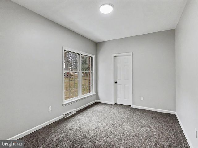 1903 WOODLAND RD, York, PA 17403