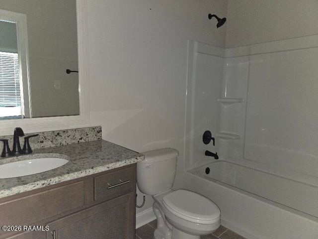 216 Wild Cherry Lane, Lafayette, LA 70508