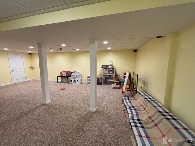 162 Briarwood Drive, North Brunswick, NJ 08902