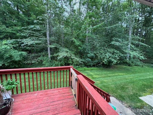 162 Briarwood Drive, North Brunswick, NJ 08902