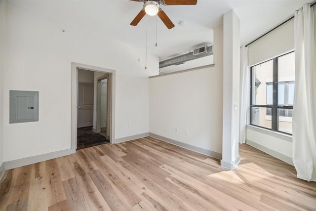 1901 Post Oak Boulevard 2307, Houston, TX 77056