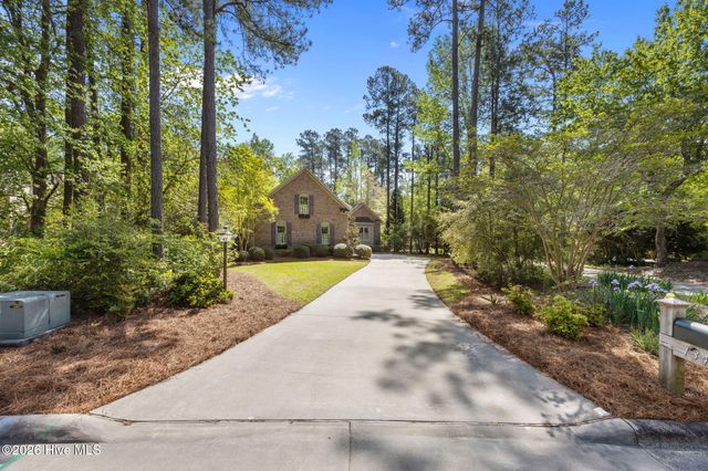 134 Saint Andrews Circle, New Bern, NC 28562