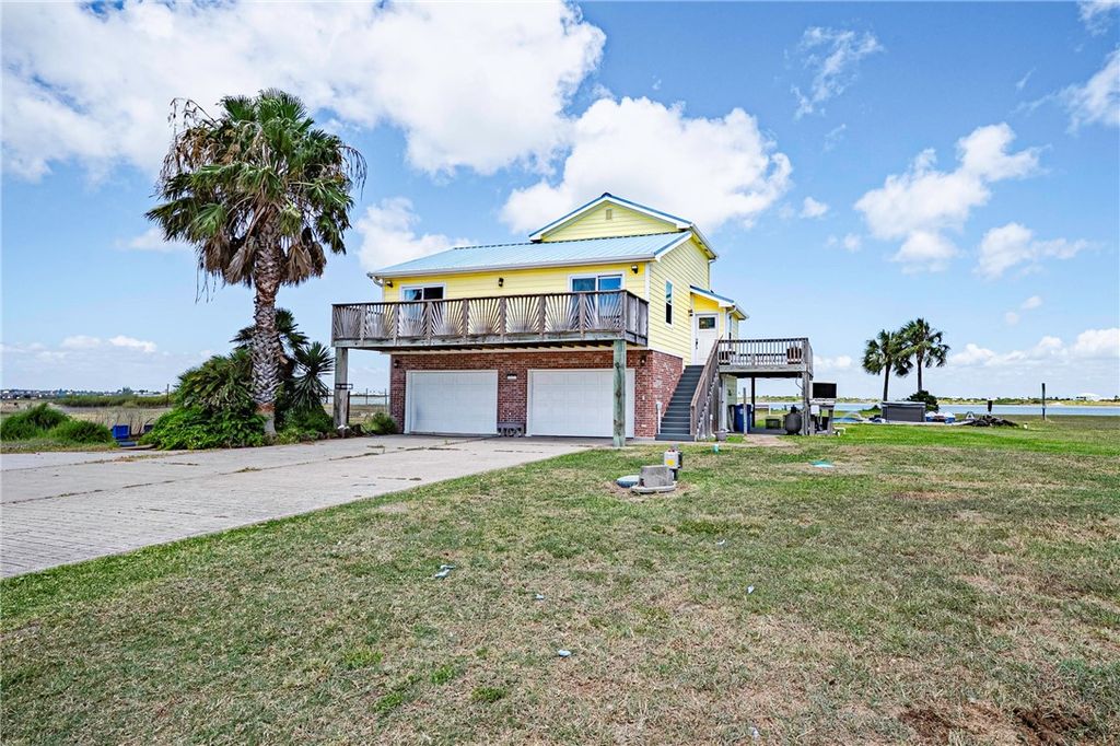401 Old Salt Lake, Rockport, TX 78382 — photo 3