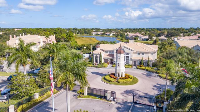 168 SW Peacock Boulevard 35-103, Port St Lucie, FL 34986