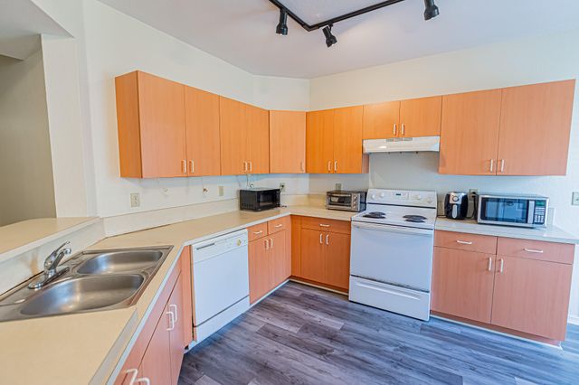 168 SW Peacock Boulevard 35-103, Port St Lucie, FL 34986