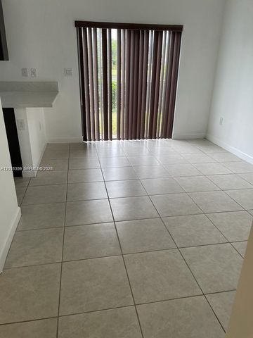 5892 Mustang Mnr 5892, Davie, FL 33314