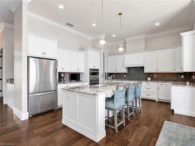 474 Pepperwood CT, Marco Island, FL 34145