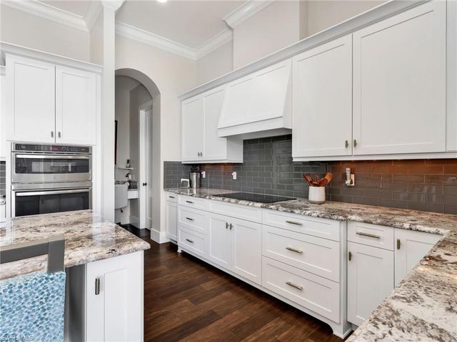 474 Pepperwood CT, Marco Island, FL 34145