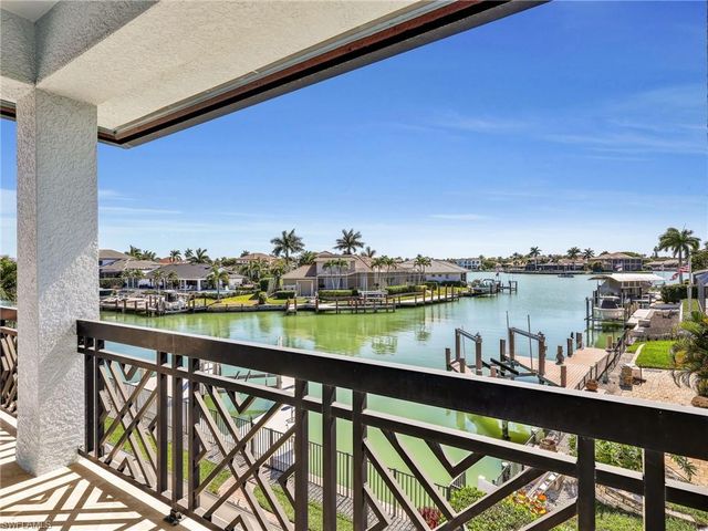 474 Pepperwood CT, Marco Island, FL 34145