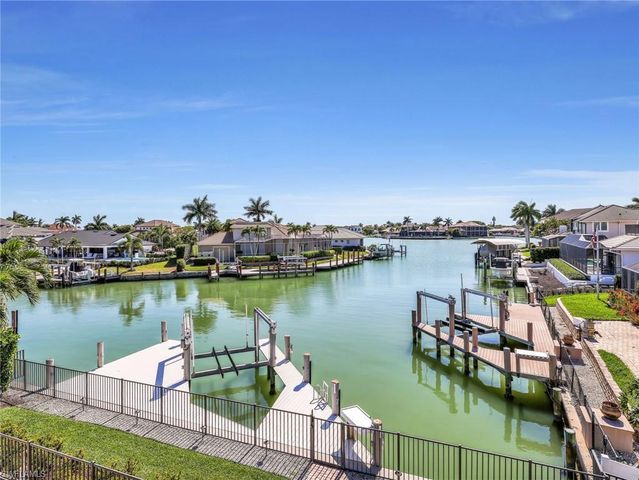 474 Pepperwood CT, Marco Island, FL 34145