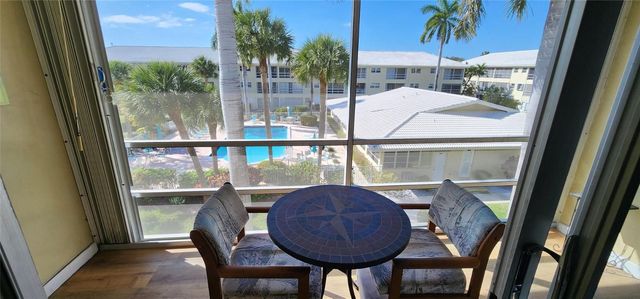 1951 NE 39th Street 353, Lighthouse Point, FL 33064