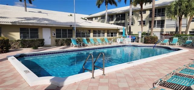 1951 NE 39th Street 353, Lighthouse Point, FL 33064