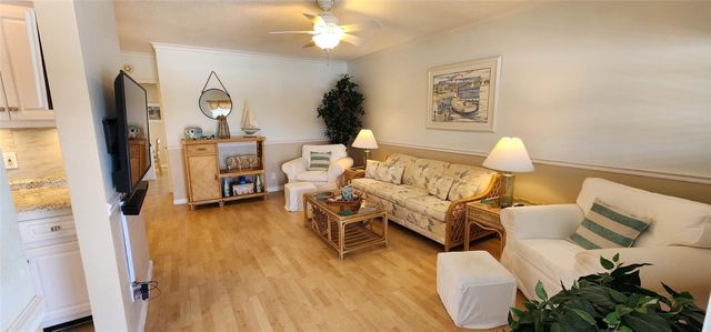 1951 NE 39th Street 353, Lighthouse Point, FL 33064