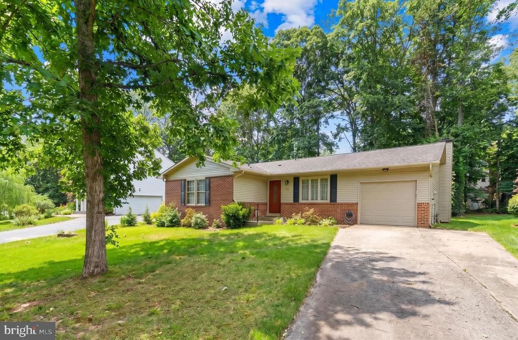1021 PLYMOUTH DR, Stafford, VA 22554