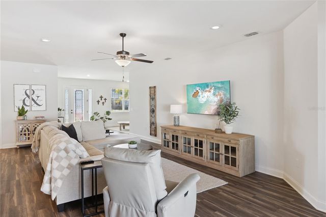 6906 TREYMONT DRIVE, Lakeland, FL 33813