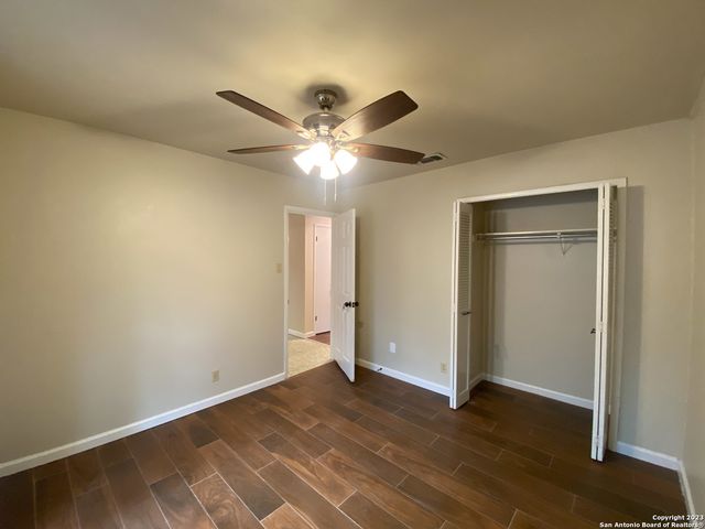 11039 WHISPER VALLEY ST, San Antonio, TX 78230