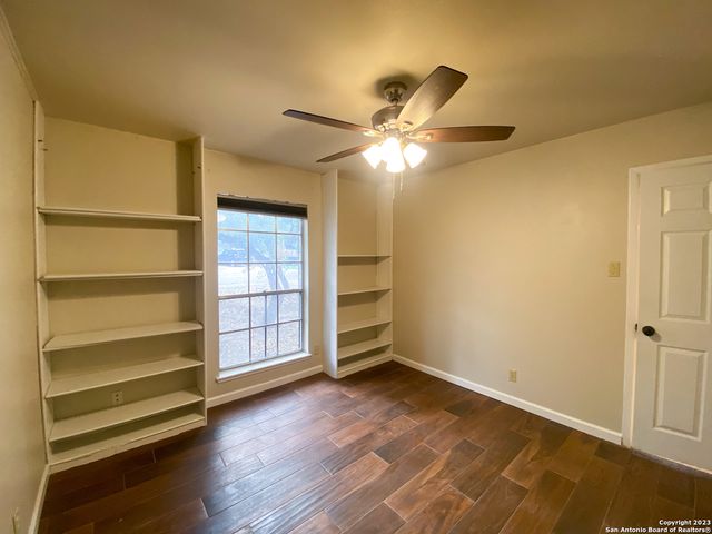 11039 WHISPER VALLEY ST, San Antonio, TX 78230