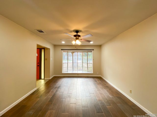 11039 WHISPER VALLEY ST, San Antonio, TX 78230