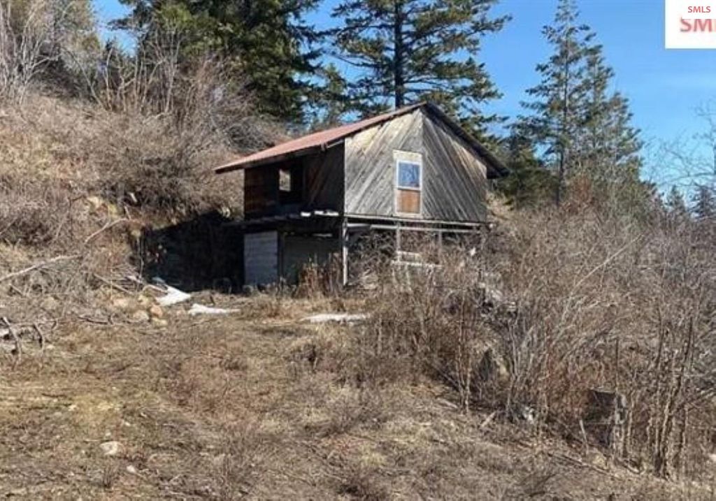 1516 Round Mtn Road, Naples, ID 83847 photo 4
