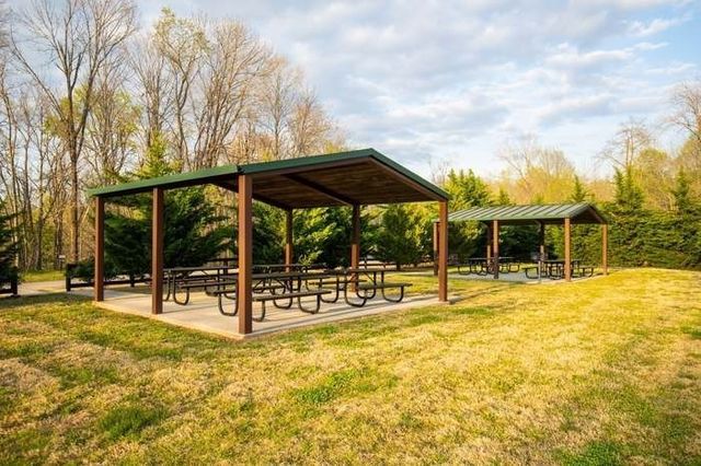 392 Winter Park Cir, Smithville, TN 37166