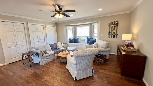 392 Winter Park Cir, Smithville, TN 37166