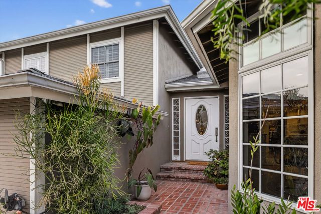 12557 Sanford Street, Los Angeles, CA 90066