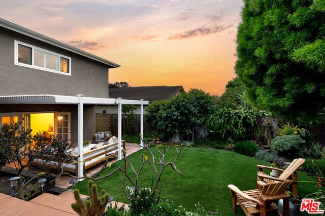 12557 Sanford Street, Los Angeles, CA 90066