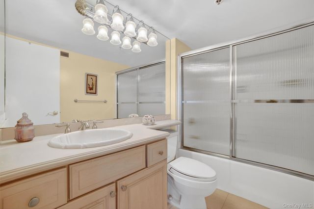 25 Rockledge Avenue 403, White Plains, NY 10601