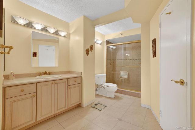 25 Rockledge Avenue 403, White Plains, NY 10601