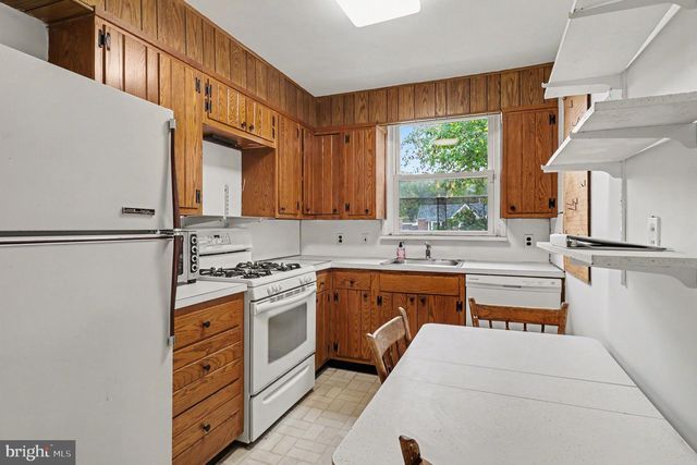 7832 LISTER ST, Philadelphia, PA 19152
