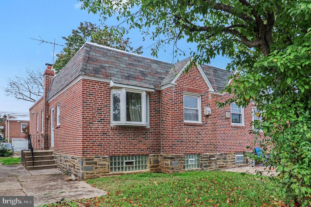 7832 LISTER ST, Philadelphia, PA 19152