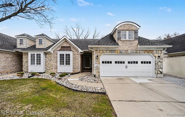 15664 Hunter Grove, Livonia, MI 48154