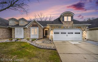 15664 Hunter Grove, Livonia, MI 48154