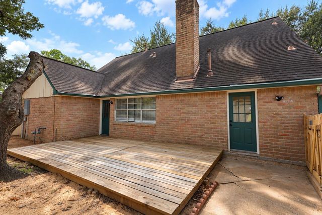 12034 Meadowdale Drive, Meadows Place, TX 77477