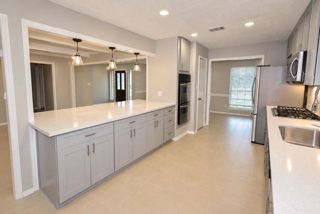 12034 Meadowdale Drive, Meadows Place, TX 77477