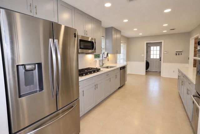 12034 Meadowdale Drive, Meadows Place, TX 77477