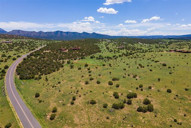 30 Via Entrada, Sandia Park, NM 87047