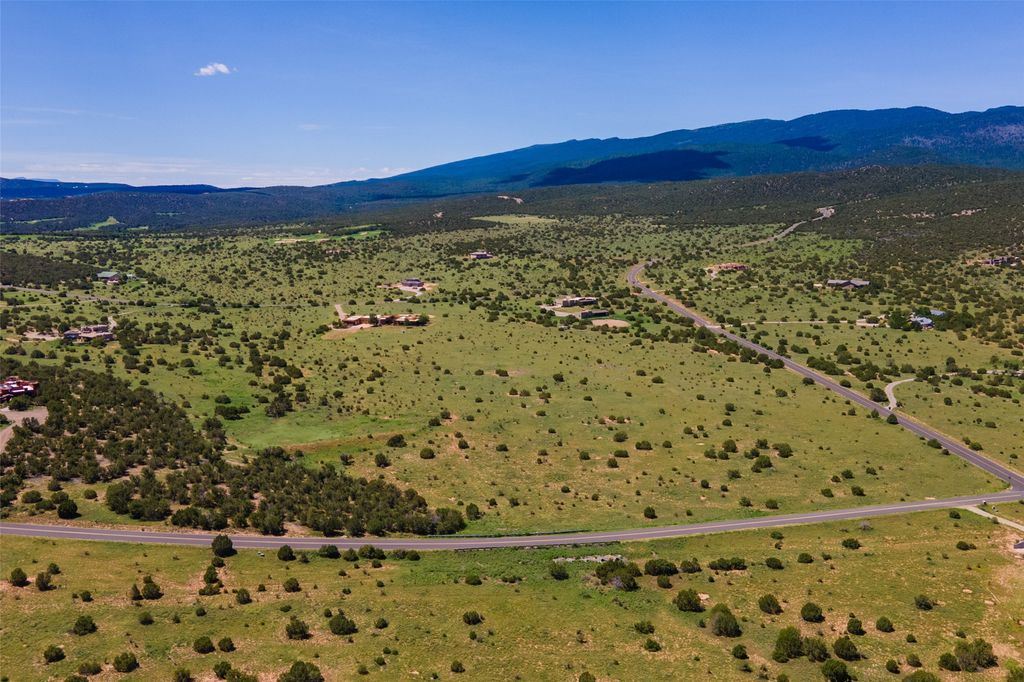 30 Via Entrada, Sandia Park, NM 87047