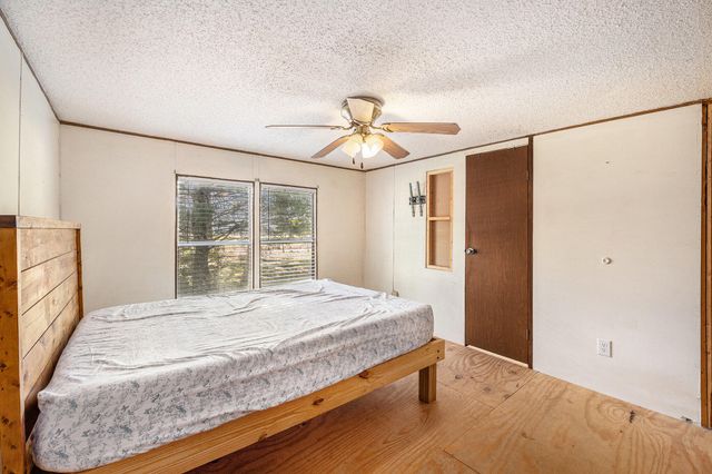 200 Sings Lane, Holly Hill, SC 29059