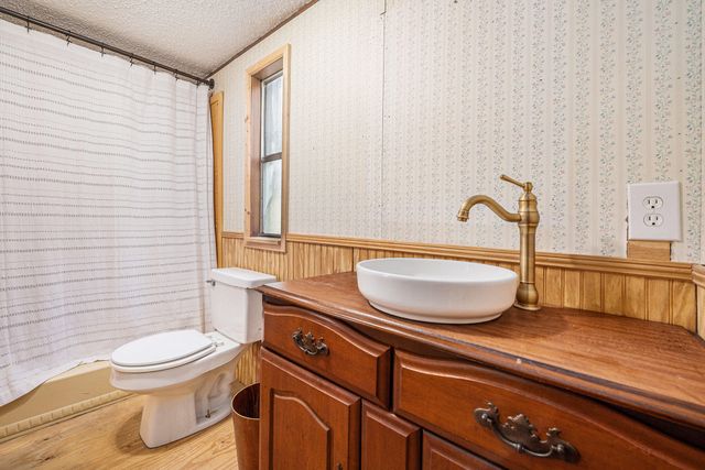 200 Sings Lane, Holly Hill, SC 29059