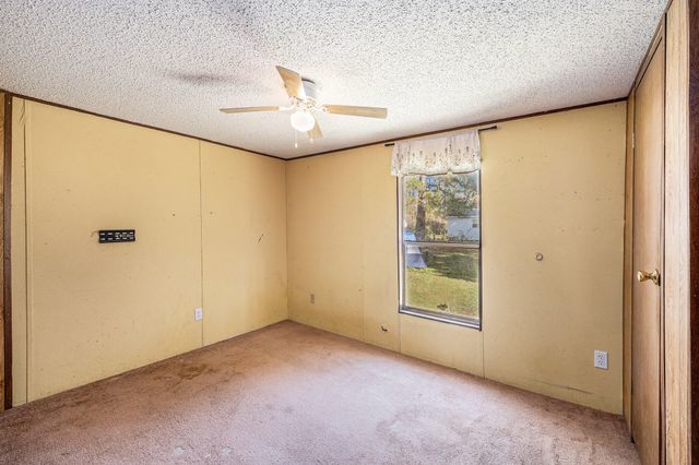 200 Sings Lane, Holly Hill, SC 29059