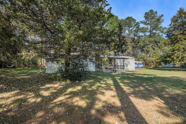 200 Sings Lane, Holly Hill, SC 29059