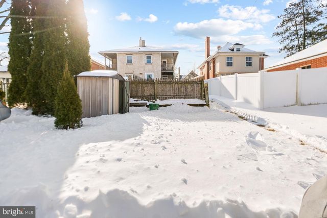 53 DONEGAL SPRINGS RD, Mount Joy, PA 17552