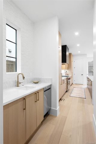 634 S Race Street, Denver, CO 80209
