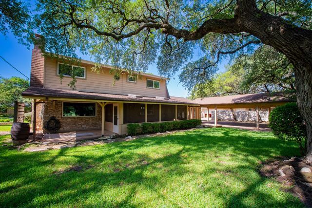8806 Balcones Club DR, Austin, TX 78750