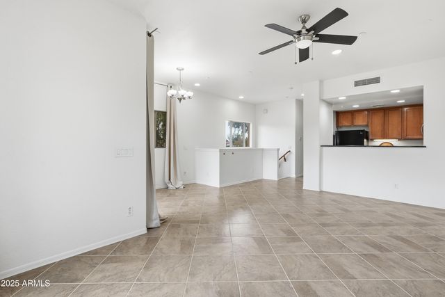 6940 E COCHISE Road 1001, Paradise Valley, AZ 85253